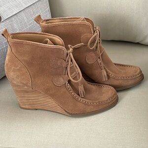 Lucky Brand Tan Suede Wedge Ankle Boots